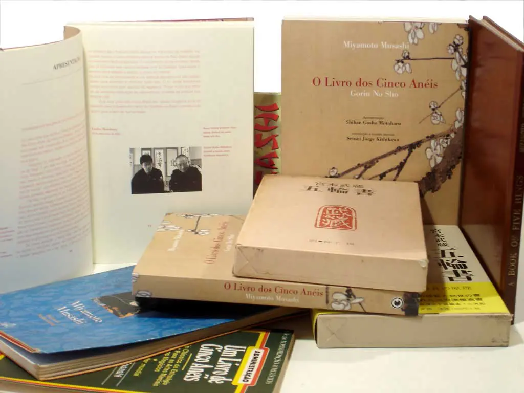 O Livro dos Cinco Anéis de Miyamoto Musashi